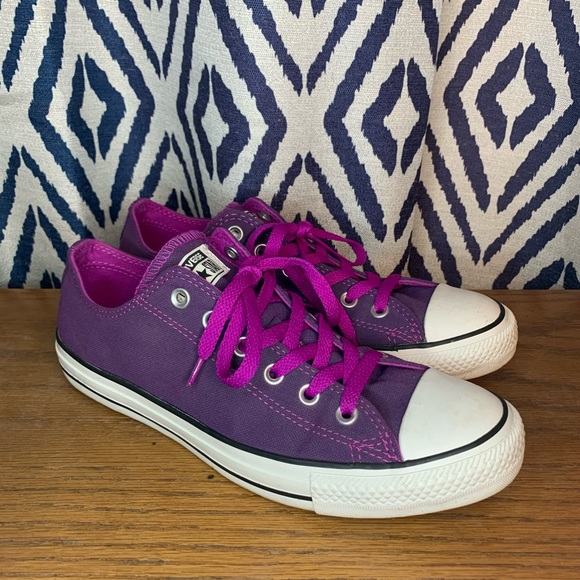 Converse Shoes - Converse Oxford Sneaker purple with purple laces